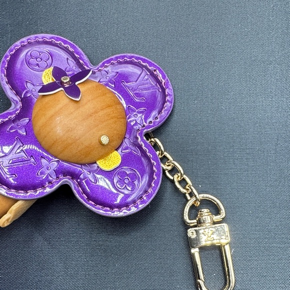Purple Flower Keychain Accessory - Picture 2 of 3